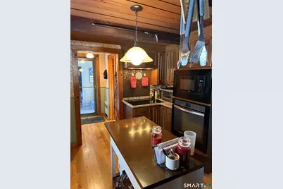 125 Whittington Avenue, Norwich, CT 06360 - Photo 3