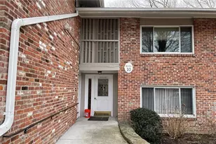 87 Southport Woods Drive, Fairfield, CT 06890 - Photo 1