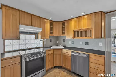 34 Old Kennedy Road, Windsor, CT 06095 - Photo 5