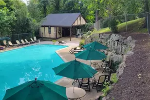 22 Essex Ct, Brookfield, CT 06804 - Photo 33