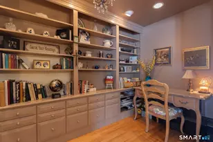 71 Cider Mill Ln, Trumbull, CT 06611 - Photo 11