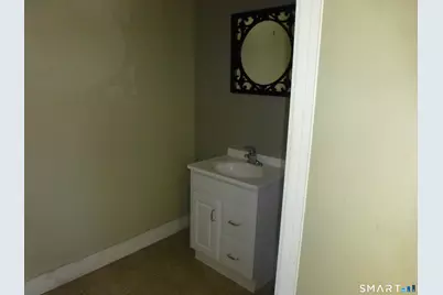 108 West Town Street, Norwich, CT 06360 - Photo 7