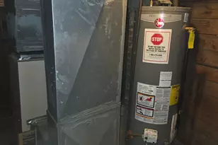 18 Darby St, Bloomfield, CT 06002 - Photo 33