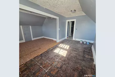 18 Darby Street, Bloomfield, CT 06002 - Photo 5