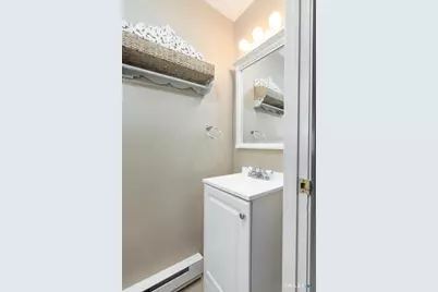 53 Hiltbrand Road #APT 3-3, Bristol, CT 06010 - Photo 7