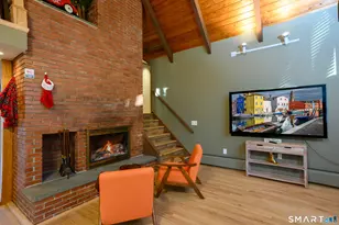 7 Candleview Dr, Sherman, CT 06784 - Photo 9