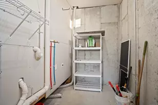 611 Military Hwy, Groton, CT 06340 - Photo 23