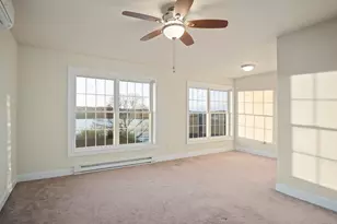 611 Military Hwy, Groton, CT 06340 - Photo 15