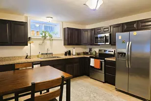 611 Military Hwy, Groton, CT 06340 - Photo 9