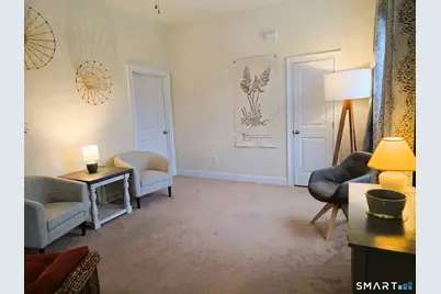 611 Military Highway, Groton, CT 06340 - Photo 5