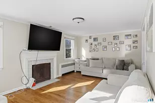 16 Clarendon Ave, West Hartford, CT 06110 - Photo 5