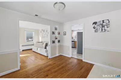 16 Clarendon Avenue, West Hartford, CT 06110 - Photo 9