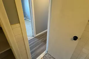 958 Wethersfield Ave, Hartford, CT 06114 - Photo 9