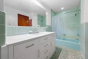 57 Farmington Ave, New London, CT 06320 - Photo 19