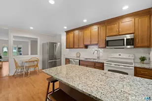 48 Burke St, East Hartford, CT 06118 - Photo 9