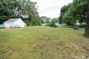 17 Pinehurst Ave, New Britain, CT 06053 - Photo 23