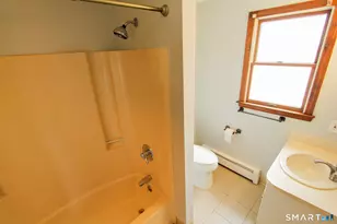 17 Pinehurst Ave, New Britain, CT 06053 - Photo 19