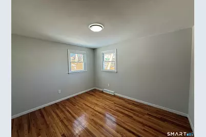 132 Hillside Avenue, New Haven, CT 06512 - Photo 3