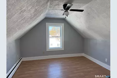 299 Linnmoore Street, Hartford, CT 06106 - Photo 15