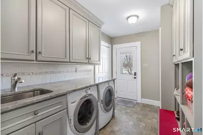 35 Point Lookout, Milford, CT 06460 - Photo 17