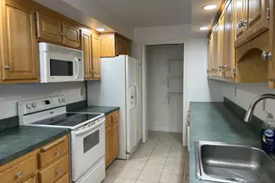 27 Rollingwood Dr, Brookfield, CT 06804 - Photo 3