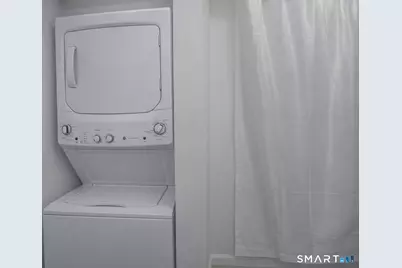 171 Pequonnock Street #3rd FL, Bridgeport, CT 06604 - Photo 17