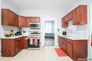 121 Hawthorne Ave, Derby, CT 06418 - Photo 11