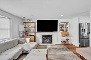 1815 New Britain Ave, Farmington, CT 06032 - Photo 5