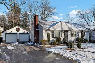 1815 New Britain Ave, Farmington, CT 06032 - Photo 3