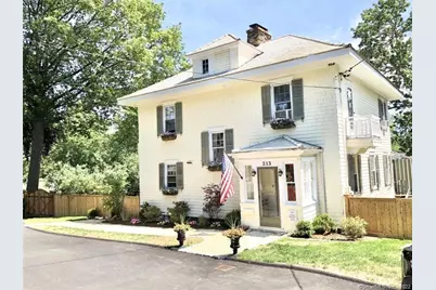 213 Rowayton Avenue, Norwalk, CT 06853 - Photo 1