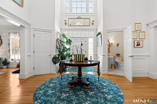 9 Perkins Rd, Woodbridge, CT 06525 - Photo 5