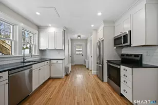 218 Park St, New Canaan, CT 06840 - Photo 15