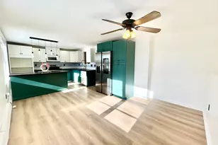 112 Woodbine St, Naugatuck, CT 06770 - Photo 3