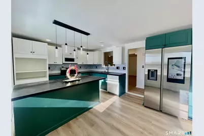 112 Woodbine Street #1st, Naugatuck, CT 06770 - Photo 5