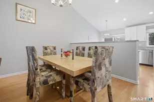 200 Castlewood Dr, Bloomfield, CT 06002 - Photo 11