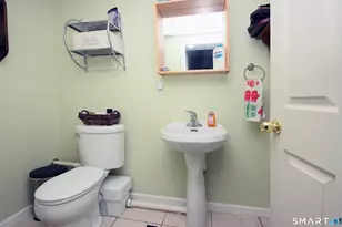 215 Spring St, Manchester, CT 06040 - Photo 27