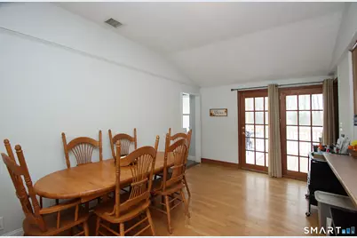 215 Spring Street, Manchester, CT 06040 - Photo 17