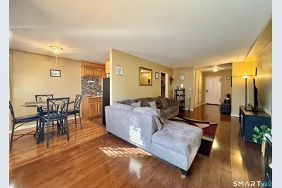 54 W North Street #105, Stamford, CT 06902 - Photo 3