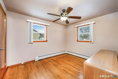 128 Auburn Street, Stratford, CT 06614 - Photo 9