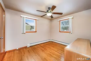 128 Auburn St, Stratford, CT 06614 - Photo 9