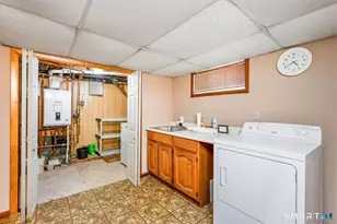 128 Auburn St, Stratford, CT 06614 - Photo 21