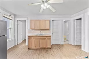 73 South St, Waterbury, CT 06706 - Photo 13