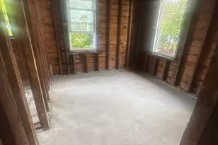 59 Mansfield St, Hartford, CT 06112 - Photo 13