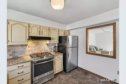 214 Alps Road #31, Branford, CT 06405 - Photo 7