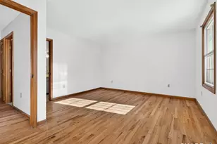 214 Alps Rd, Branford, CT 06405 - Photo 25