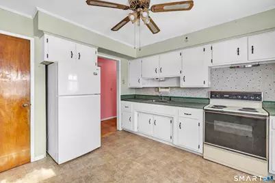 183 Burbank Avenue, Stratford, CT 06614 - Photo 7