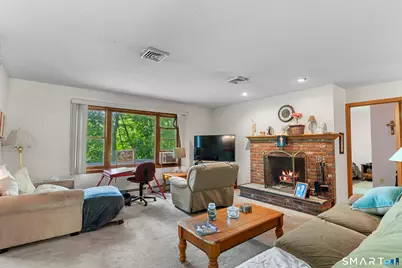 46 Mulberry Street, Naugatuck, CT 06770 - Photo 9