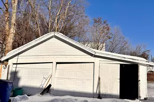 16 Henry St, Hartford, CT 06114 - Photo 19