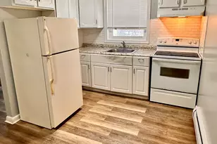 16 Henry St, Hartford, CT 06114 - Photo 3