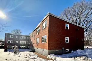 16 Henry St, Hartford, CT 06114 - Photo 15